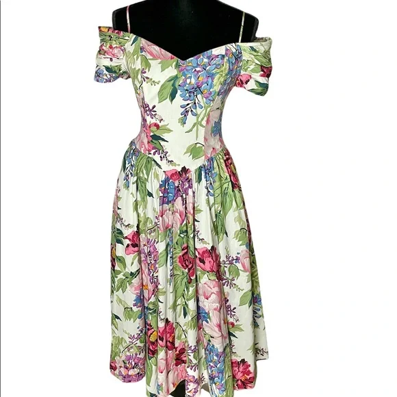 green emerald velvet dress Foxy Fit & Flare Dress main image 0